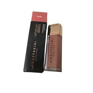 NiB Anastasia Lip Velvet in the color crush full size